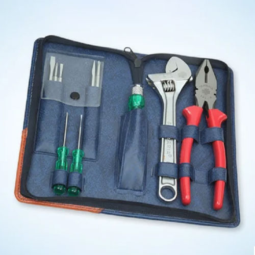TOOL KITS