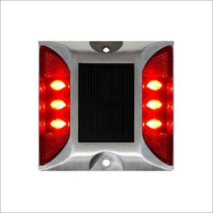 Solar stud