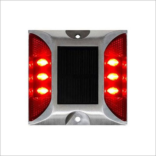 Solar stud